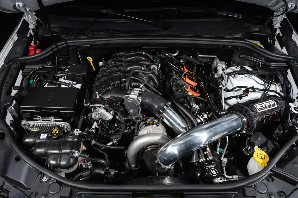 Jeep Grand Cherokee 3.6L 2016-2021 Intercooled V3 Si RIPP Supercharger Kit - Black