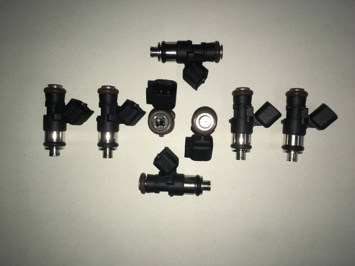 TRE 120lb EV6 Short Fuel Injectors LS3/LS7/LSA/LS9 - 8