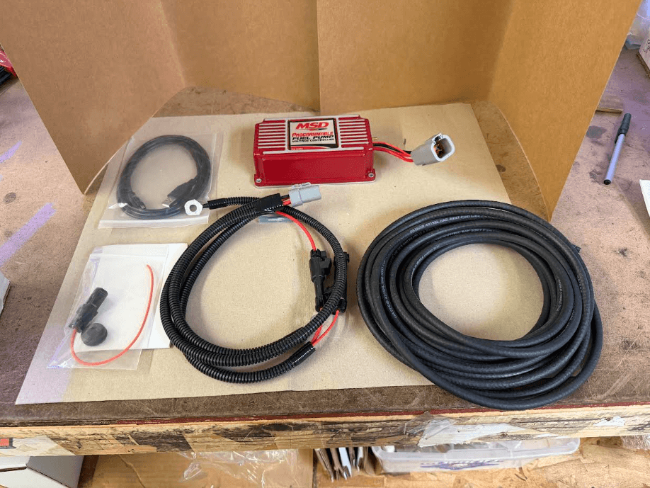 [GARAGE SALE] Whipple 2018-2022 Dodge/Chrysler 5.7L Fuel Pump Booster - Red